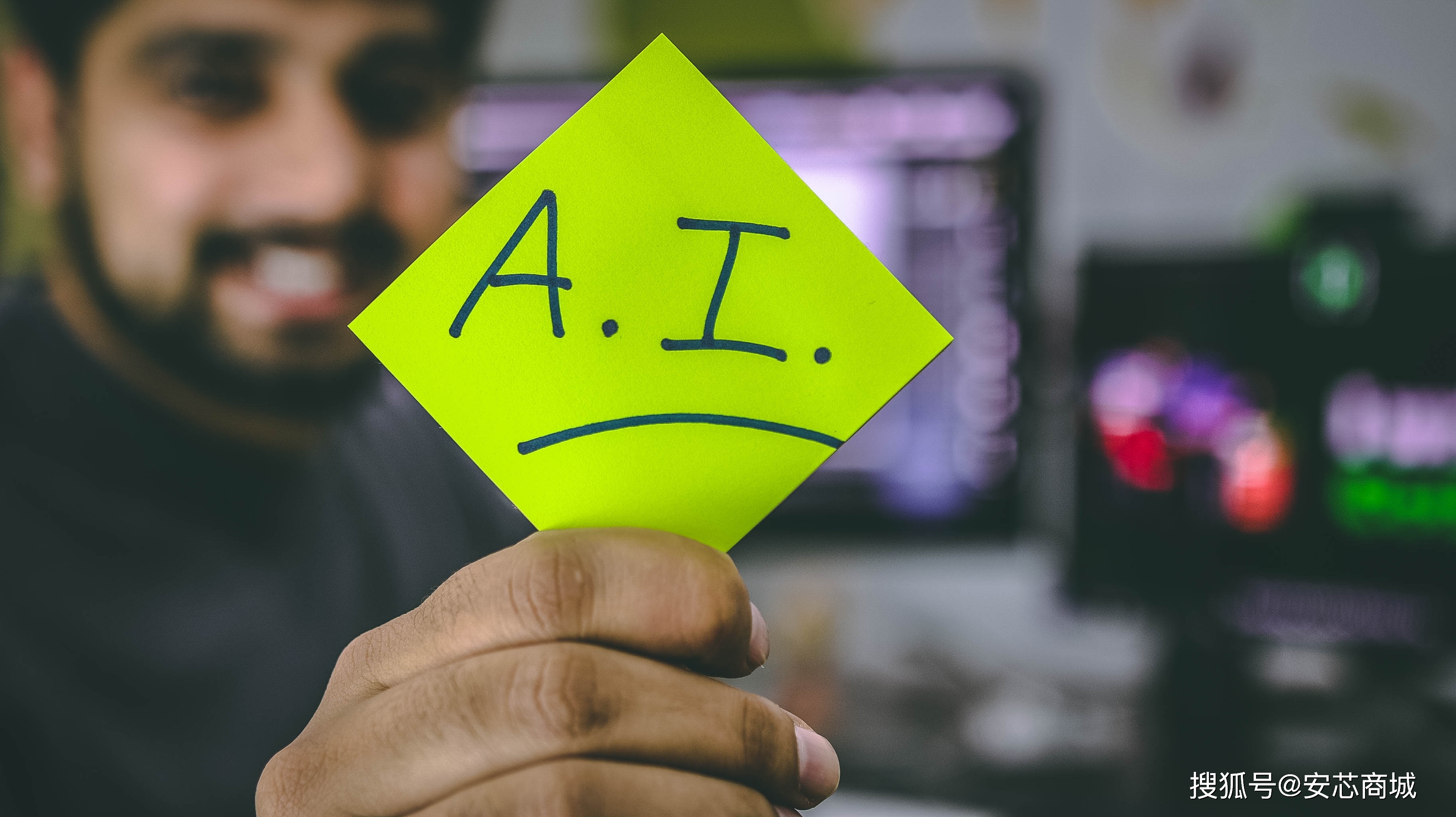 谷歌发布全新AI模型，ChatGPT面临挑战与机遇并存