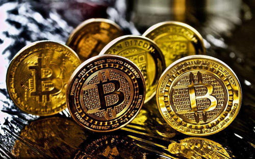 受美国加密货币储备及关税恐慌影响，比特币波动性高涨