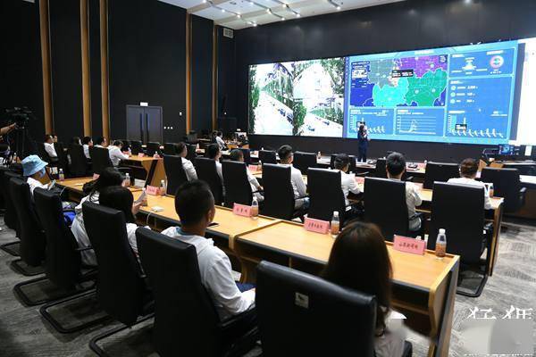 Pi Network代币主网启动后的暴跌，深度解析与反思